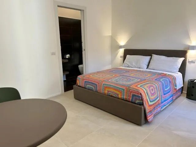Harmony Navigli Apartment Milan 0*,  Italy