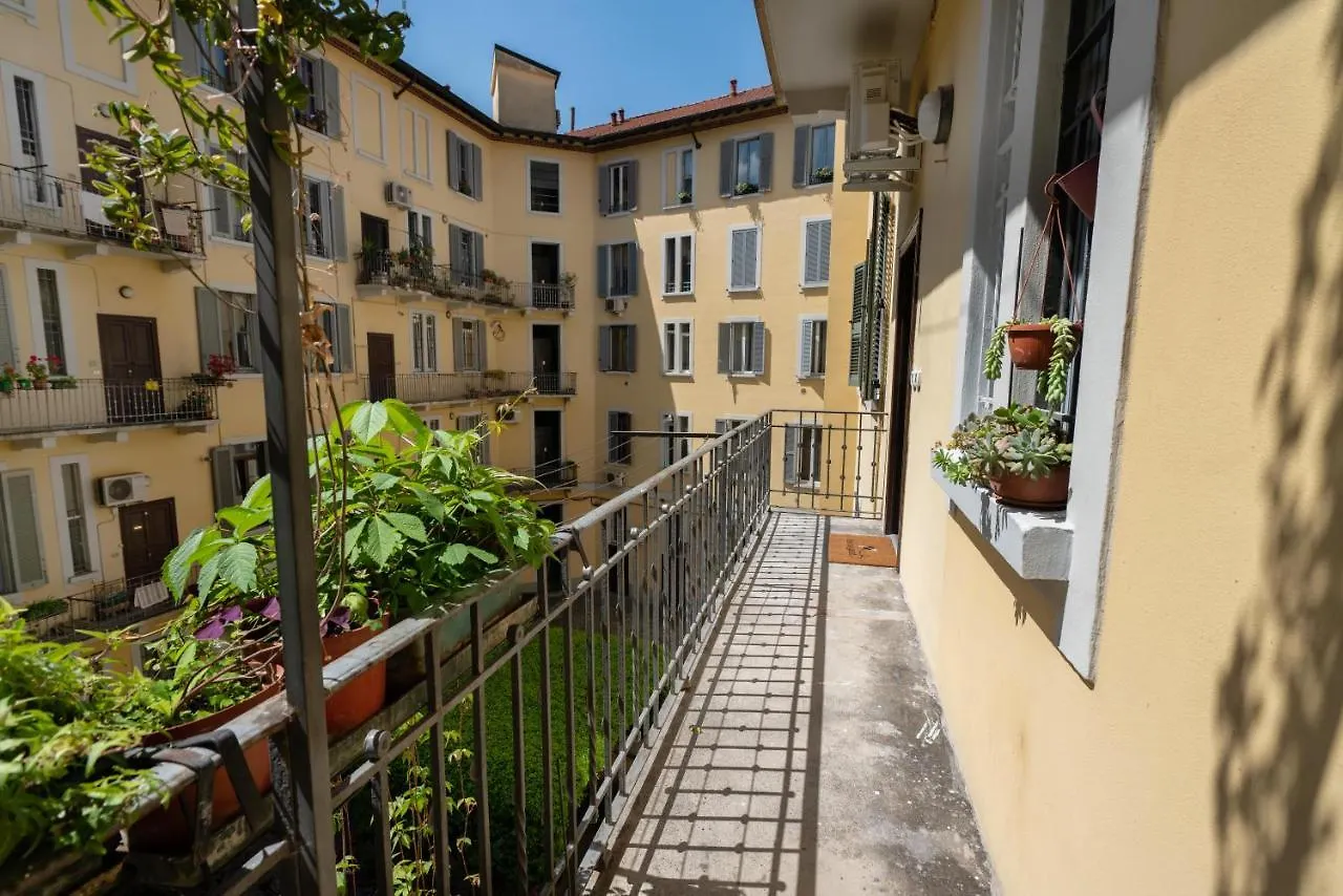 Harmony Navigli Apartment Milan